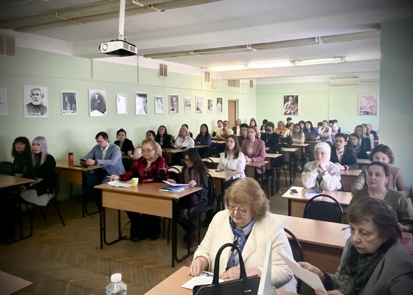 Конференция "Ломоносов-2023" в Высшей школе перевода МГУ
